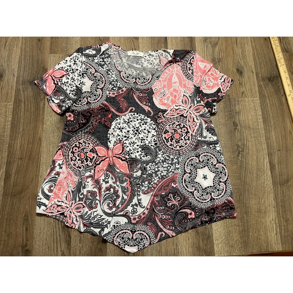 Rue Juju Blouse, Women's Medium? Pink Black White, Paisley, Short Sleeve